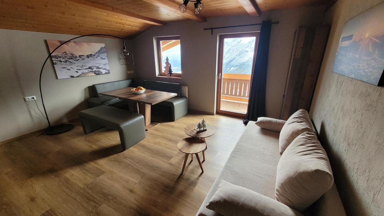 Haus Gruebl Aparthotel Wald im Pinzgau Exterior photo